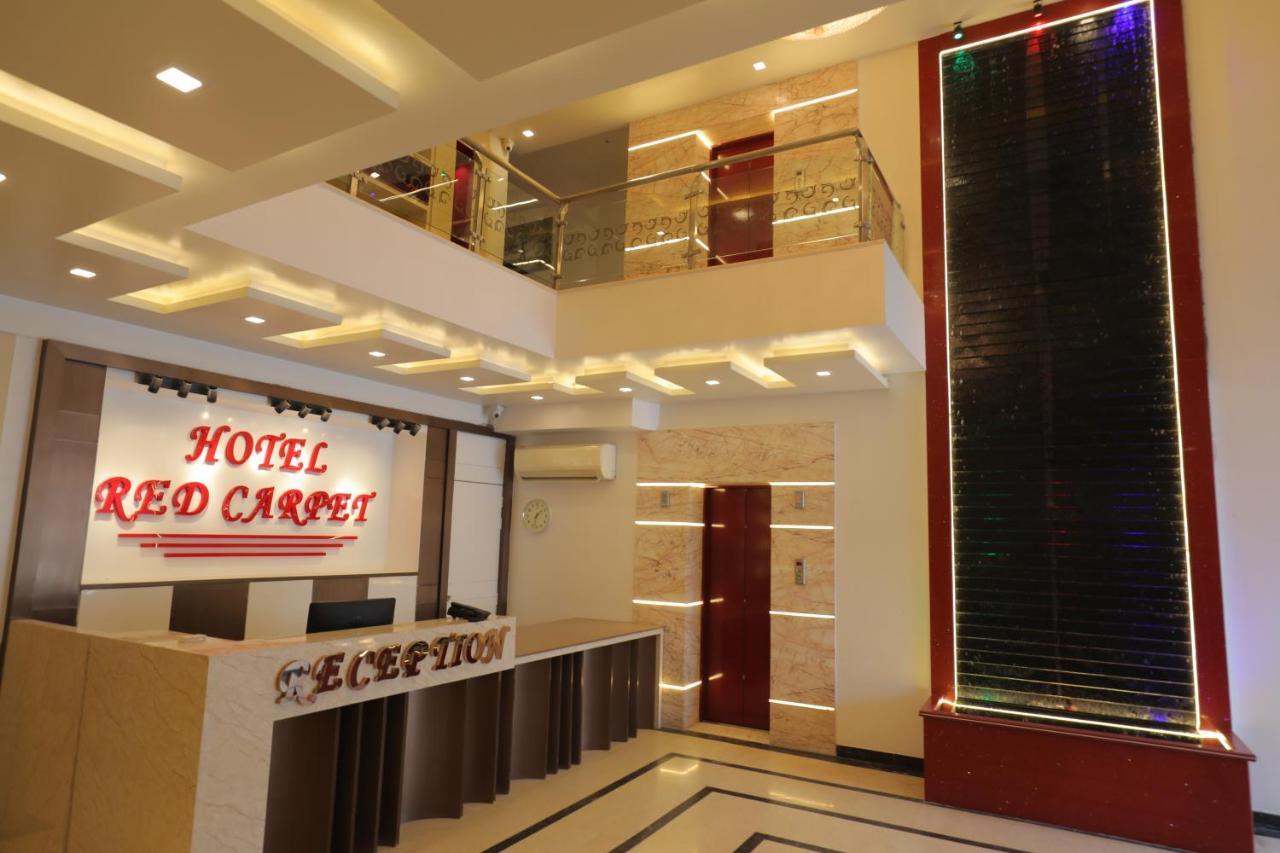 Hotel Sahib'S Red Carpet - The Family & Corporate Hotel Agra  Buitenkant foto