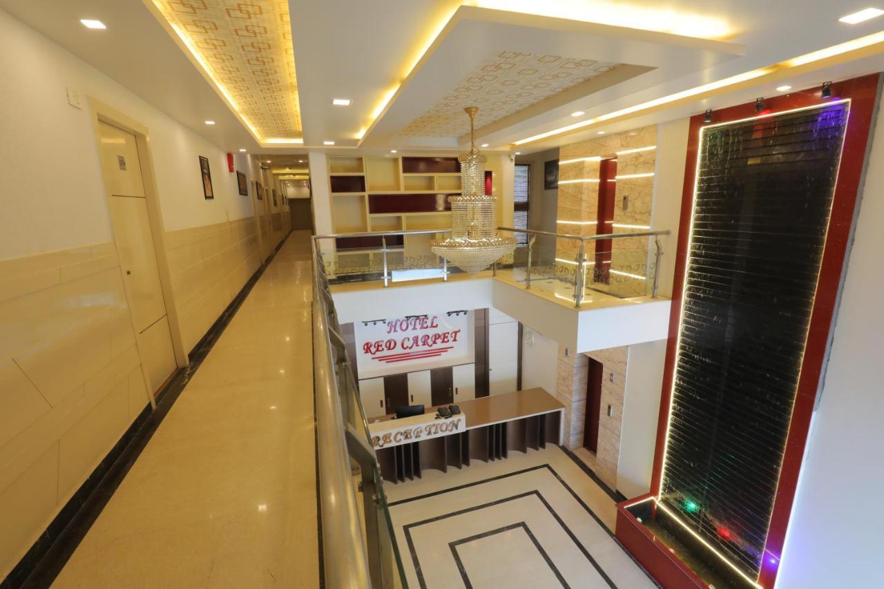 Hotel Sahib'S Red Carpet - The Family & Corporate Hotel Agra  Buitenkant foto